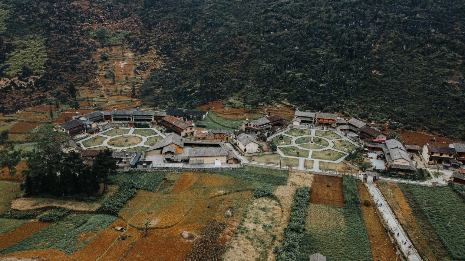 HA GIANG - DONG VAN KARST PLASTEAU