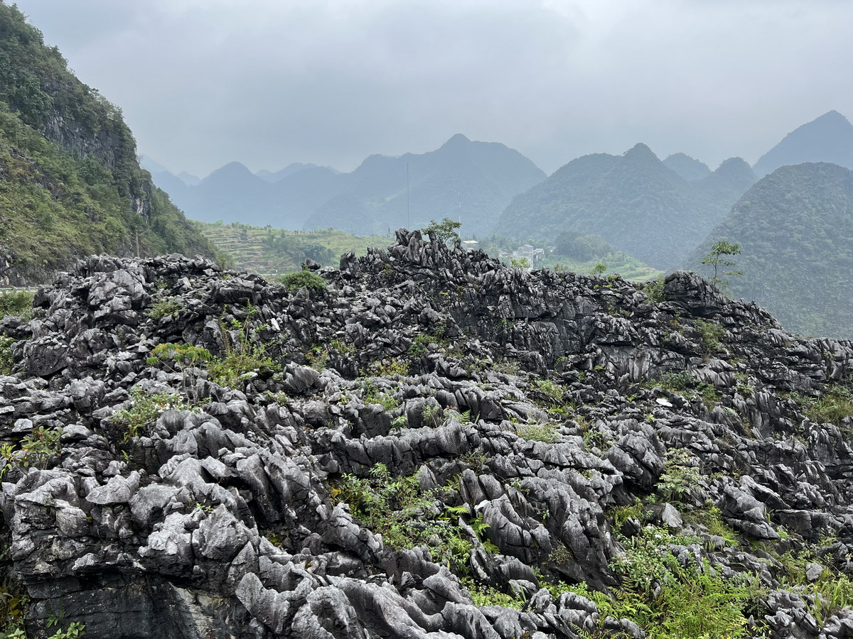 HA GIANG - DONG VAN KARST PLATEAU - DU GIA